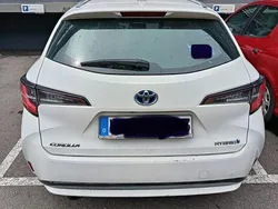 Weiß Gebraucht 2020 Toyota Corolla Comfort Kombi | 14.150 €