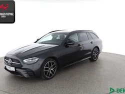 Grau Gebraucht 2021 Mercedes E300 AMG Kombi | 42.840 € (Fairer Preis)