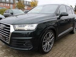 Grün Gebraucht 2017 Audi Q7 S-Line SUV | 25.900 € (Fairer Preis)