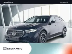 Metalliclack nautikblau Gebraucht 2024 Mercedes E220 Night Kombi | 56.280 € (Teuer)