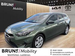 Grün Gebraucht 2024 Kia Ceed Sportswagon Comfort Kombi | 21.380 € (Superpreis)