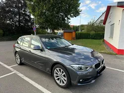 Grau Gebraucht 2018 BMW 318 Sport Line Kombi | 18.900 € (Fairer Preis)