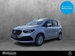 Helvinsilber Gebraucht 2023 Mercedes T180 Progressive Van / Kleinbus | 29.699 € (Fairer Preis)