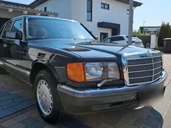 Schwarz Gebraucht 2025 Mercedes 560 Limousine | 32.500 €
