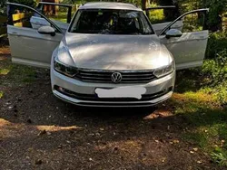 Weiß Gebraucht 2015 VW Passat Kombi | 12.800 € (Guter Preis)