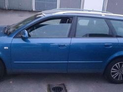 Blau Gebraucht 2002 Audi A4 Kombi | 1.500 € (Guter Preis)