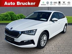Weiss Gebraucht 2024 Skoda Scala Selection Kleinwagen | 18.650 € (Guter Preis)