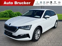 Weiss Gebraucht 2024 Skoda Scala Selection Kleinwagen | 18.660 € (Guter Preis)