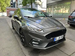 Grau Gebraucht 2018 Ford Fiesta ST-Line Kleinwagen | 8.900 € (Guter Preis)
