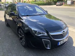 Schwarz metallic Gebraucht 2015 Opel Insignia OPC Kombi | 16.999 €