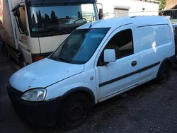 Weiß Gebraucht 2011 Opel Combo Van / Kleinbus | 1.000 € (Superpreis)