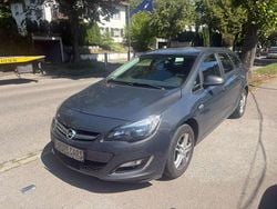 Grau Gebraucht 2012 Opel Astra Edition Kombi | 2.749 € (Guter Preis)