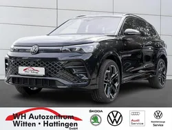 Deep black perleffekt Gebraucht 2024 VW Tiguan Style SUV | 49.490 € (Etwas zu teuer)