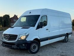 Weiß Gebraucht 2016 Mercedes 316 Van | 12.999 € (Guter Preis)