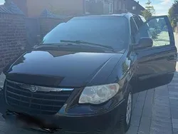 Schwarz Gebraucht 2007 Chrysler Grand Voyager Van / Kleinbus | 2.500 € (Etwas zu teuer)