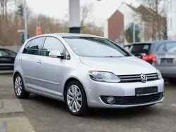 Silber (reflexsilber metallic) Gebraucht 2010 VW Golf Plus Team Van / Kleinbus | 7.480 € (Fairer Preis)