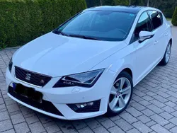 Weiß Gebraucht 2017 Seat Leon FR Limousine | 14.290 € (Etwas zu teuer)