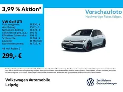 Crystal ice blue metallic Gebraucht 2024 VW Golf VIII Style Limousine | 39.930 € (Guter Preis)