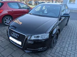 Brillantschwarz Gebraucht 2011 Audi A3 Sportback Ambition Limousine | 5.990 € (Fairer Preis)