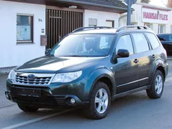 Grün Gebraucht 2011 Subaru Forester SUV | 5.900 € (Superpreis)