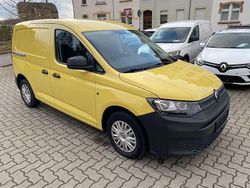 Gelb Gebraucht 2021 VW Caddy Van / Kleinbus | 11.990 € (Guter Preis)