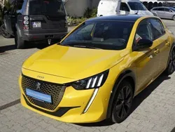 Klt lack gelb faro (metallic) Gebraucht 2023 Peugeot e-208 GT Kleinwagen | 22.450 € (Etwas zu teuer)