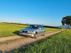 Silber Gebraucht 2002 BMW 318 Limousine | 3.490 € (Fairer Preis)