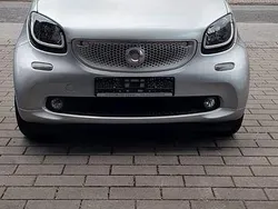 Silber Gebraucht 2016 Smart ForTwo Coupé Kleinwagen | 11.900 € (Fairer Preis)