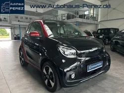Schwarz Gebraucht 2024 Smart ForTwo Electric Drive Exclusive Limousine | 15.450 € (Guter Preis)