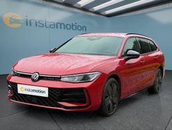 Rot Gebraucht 2025 VW Passat Kombi | 45.249 € (Fairer Preis)