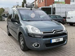 Grau Gebraucht 2013 Citroën Berlingo SELECTION Van / Kleinbus | 7.490 € (Guter Preis)