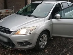 Silber Gebraucht 2008 Ford Focus Kombi | 1.500 € (Guter Preis)