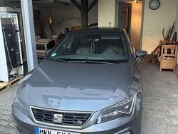 Grau Gebraucht 2018 Seat Leon FR Limousine | 19.999 €