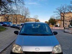 Grau Gebraucht 2005 Daihatsu Cuore Plus Kleinwagen | 3.500 € (Teuer)