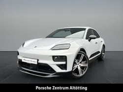 Eisgraumetallic Gebraucht 2024 Porsche Macan Turbo SUV | 119.790 € (Fairer Preis)
