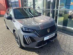 Grau Gebraucht 2024 Peugeot e-2008 GT SUV | 32.990 € (Fairer Preis)