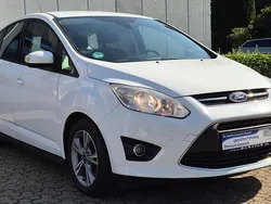 Weiß Gebraucht 2014 Ford C-MAX Van / Kleinbus | 5.600 € (Fairer Preis)