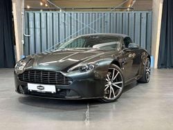 Ceramic grey Gebraucht 2013 Aston Martin V8 Coupé | 69.900 € (Guter Preis)