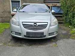 Silber Gebraucht 2011 Opel Insignia Kombi | 5.200 € (Fairer Preis)