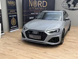 Nardograu Gebraucht 2024 Audi RS4 Kombi | 77.899 € (Guter Preis)
