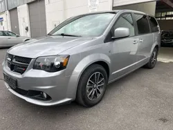 Schwarz Gebraucht 2018 Dodge Grand Caravan Van / Kleinbus | 16.500 € (Guter Preis)