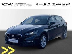 Blau Gebraucht 2022 Seat Leon Style Limousine | 18.450 € (Guter Preis)