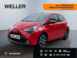 Rot Gebraucht 2021 Toyota Aygo X-play Kleinwagen | 11.990 € (Fairer Preis)