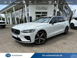 Crystal white Gebraucht 2024 Volvo V60 Plus Kombi | 39.460 € (Fairer Preis)