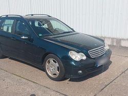 Grün Gebraucht 2004 Mercedes C220 Classic Kombi | 999 € (Superpreis)