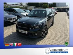 Grau Gebraucht 2013 Mini John Cooper Works Countryman SUV | 10.990 € (Fairer Preis)