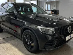 Schwarz Gebraucht 2018 Mercedes GLC350 SUV | 31.000 € (Etwas zu teuer)