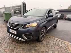 Blau Gebraucht 2017 Peugeot 5008 Allure Van / Kleinbus | 10.900 € (Fairer Preis)