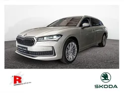 Andere farbe Gebraucht 2022 Skoda Superb Selection Kombi | 53.200 €