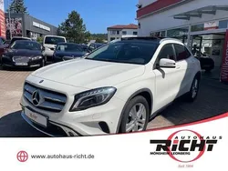 Calcitweiss unilack Gebraucht 2014 Mercedes GLA200 Urban SUV | 16.980 € (Fairer Preis)